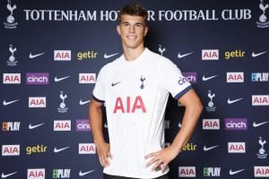 英媒：热刺18岁中卫武什科维奇外租表现出色，汉堡因他而受益