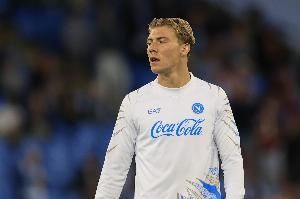 记者谈霍伊伦：加盟曼联对他来说跨度太大，他显然更适合意甲