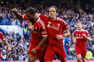 昨日重现！巴贝尔：进球勾起了很多回忆，碰到这样的对手就想争胜