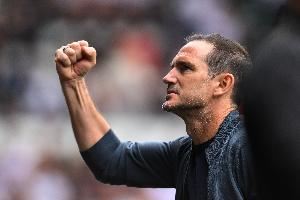 兰帕德带领考文垂本赛季英冠7胜4平，进球、零封、射门均最多