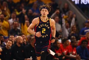 科尔：波杰姆斯基还没有找到比赛节奏 赛季还长需要慢慢调整