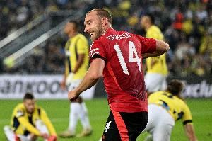  雷克瑟姆CEO：今夏本想签埃里克森，他担心我们是要让他拍纪录片