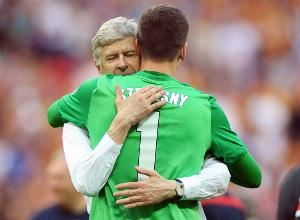  什琴斯尼：离开阿森纳是最心碎时刻，温格：你当时太安逸了