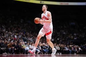 差距大！半场内线得分猛龙36-16净胜步行者20分