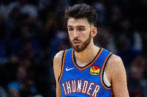  SGA：随着越来越适应赛场切特正逐渐步入正轨 我们知道他的实力