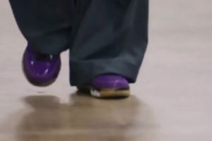  库里穿韦德之道1代！韦德：感谢你对我12年前款式的支持和喜爱